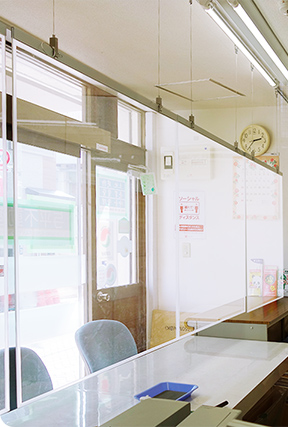 アクリルパーテーション サンプル スタンド型